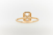 Load image into Gallery viewer, EMERALD CUT BEZEL RING

