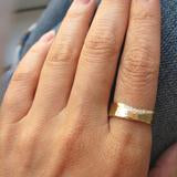 Load image into Gallery viewer, WHITE DIAMOND TRAIL 6MM RING
